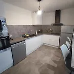 Casa de Férias La Petite Maison De Laura Situee Entre Caen Bayeux La Bretteville-l'Orgueilleuse