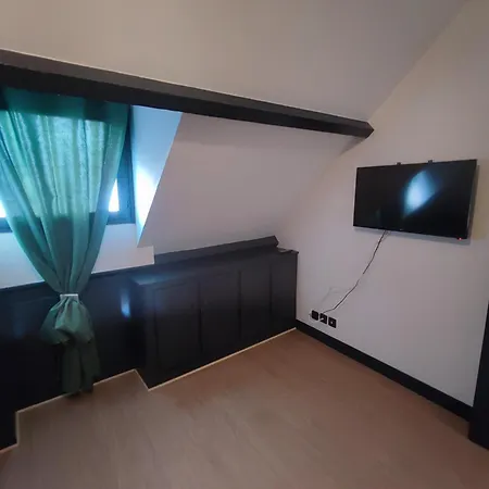 Semesterbostad La Petite Maison De Laura Situee Entre Caen Bayeux La *